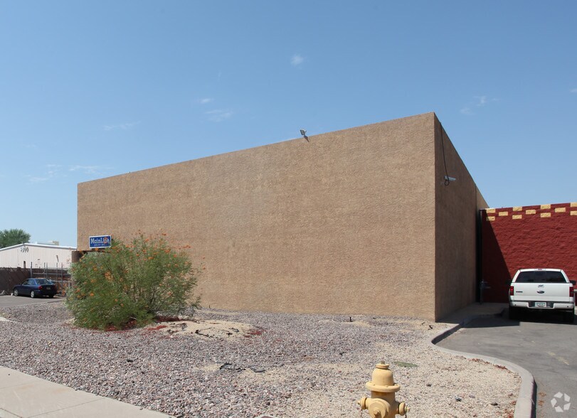 4640 S 36th St, Phoenix, AZ à louer - Photo de l’immeuble – Image 3 sur 3