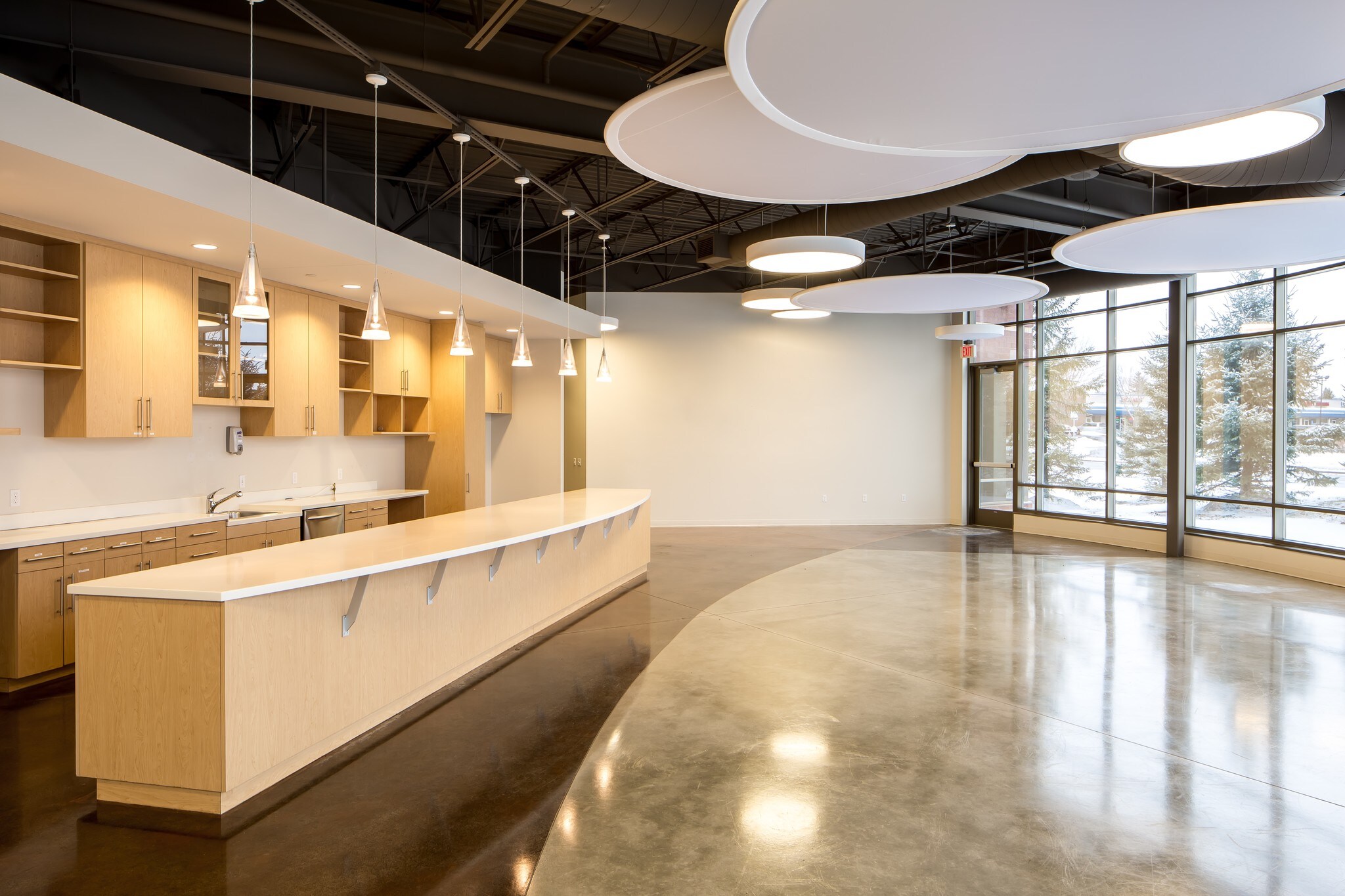 9023 Columbine Rd, Eden Prairie, MN à louer Photo principale– Image 1 sur 10