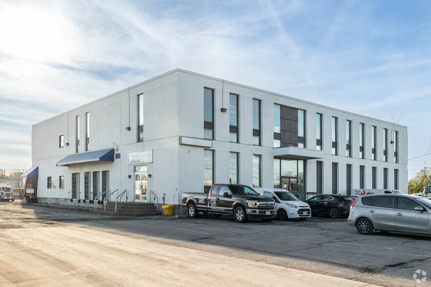 888 Belfast Rd, Ottawa, ON à vendre - Photo principale – Image 1 sur 6