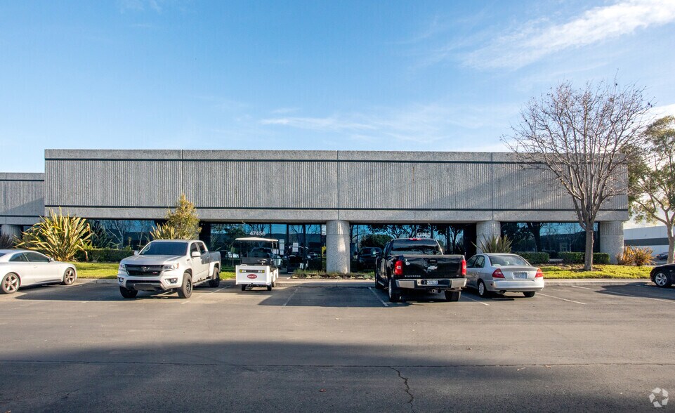 47444-47460 Fremont Blvd, Fremont, CA à louer - Photo de l’immeuble – Image 2 sur 4