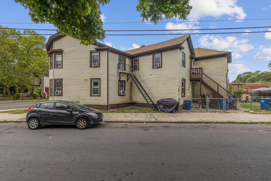 467 Columbus Ave, New Haven, CT à vendre - Photo de l’immeuble – Image 3 sur 13
