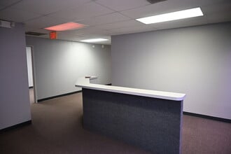 8402 Laurel Fair Cir, Tampa, FL à louer Photo intérieure– Image 1 sur 5