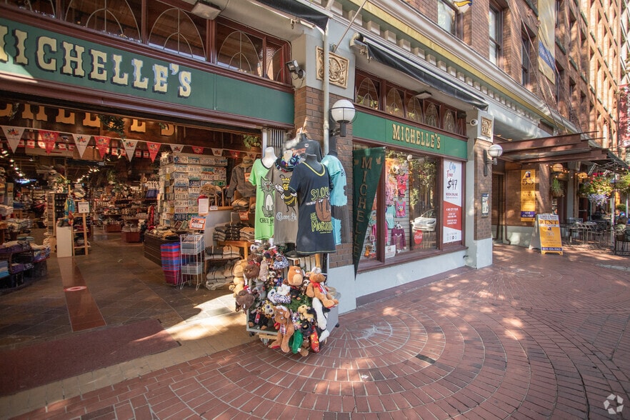 55 Water St, Vancouver, BC à louer - Photo de l’immeuble – Image 3 sur 15