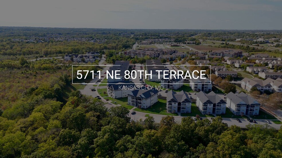 5711 NE 80th Ter, Kansas City, MO à vendre - Vidéo sur l’annonce professionnelle – Image 2 sur 16