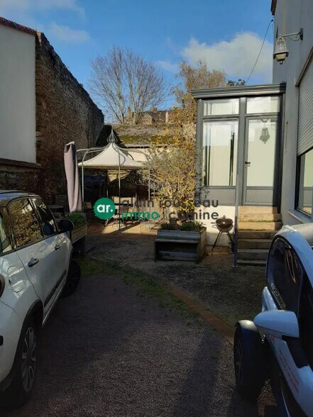 Bureau dans Cholet à vendre - Photo de l’immeuble – Image 2 sur 3