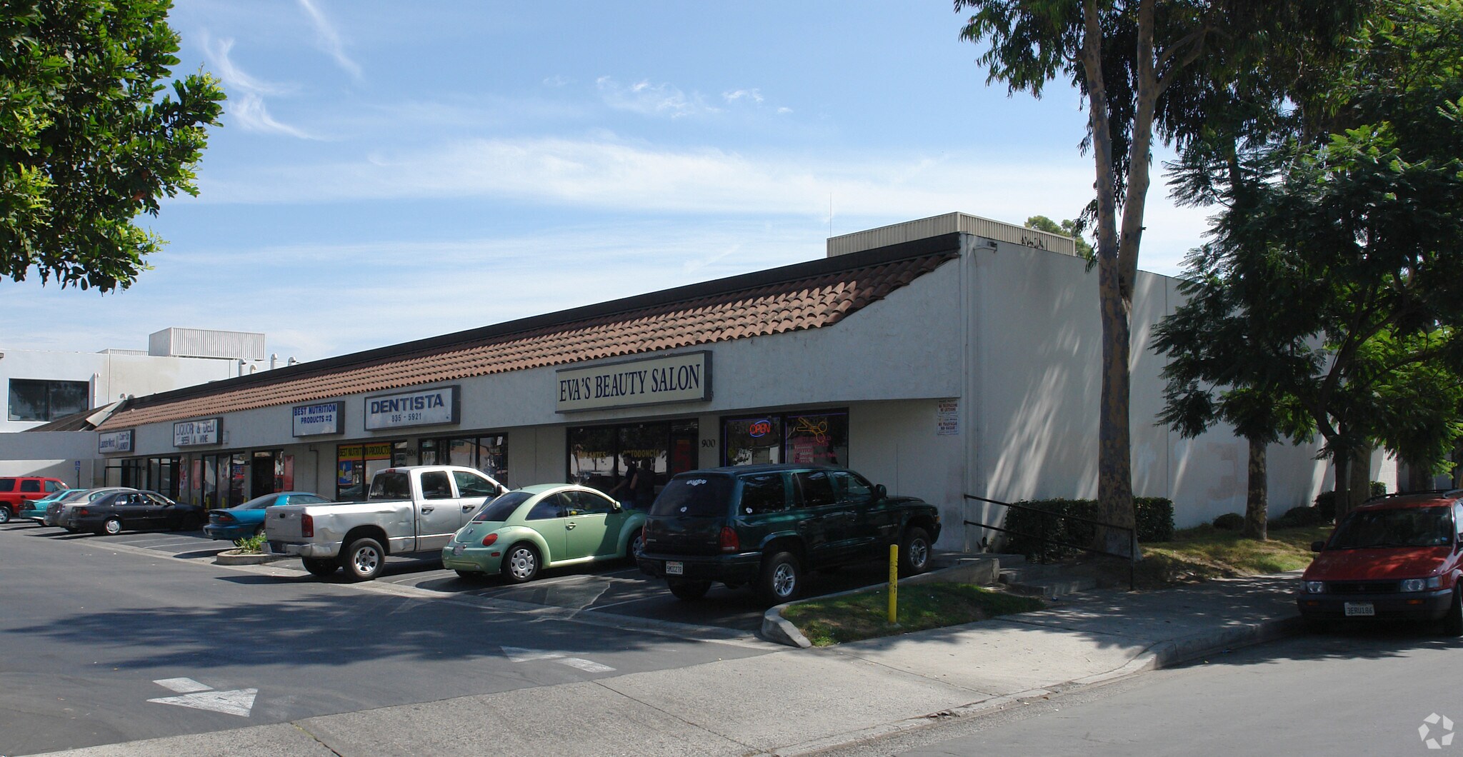 900-908 E 1st St, Santa Ana, CA à vendre Photo principale– Image 1 sur 14