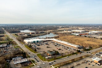 39440-39900 W 14 Mile Rd, Walled Lake, MI - VUE AÉRIENNE vue de carte - Image1