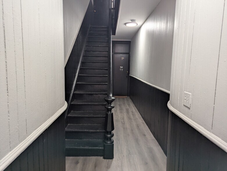 509 Jersey Ave, Jersey City, NJ à vendre - Photo de l’immeuble – Image 2 sur 11
