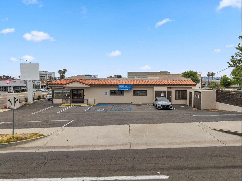 20805 Hawthorne Blvd, Torrance, CA à louer - Photo de l’immeuble – Image 2 sur 15
