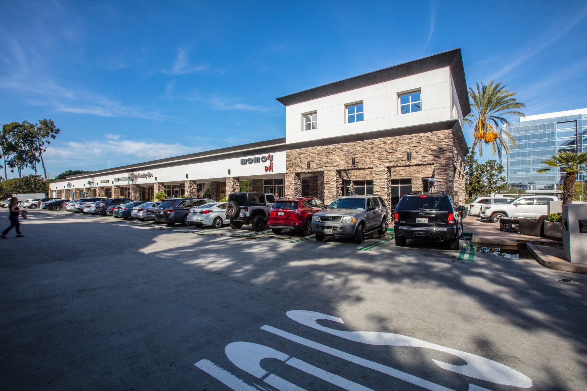 2626-2646 Dupont Dr, Irvine, CA à louer Photo principale– Image 1 sur 6