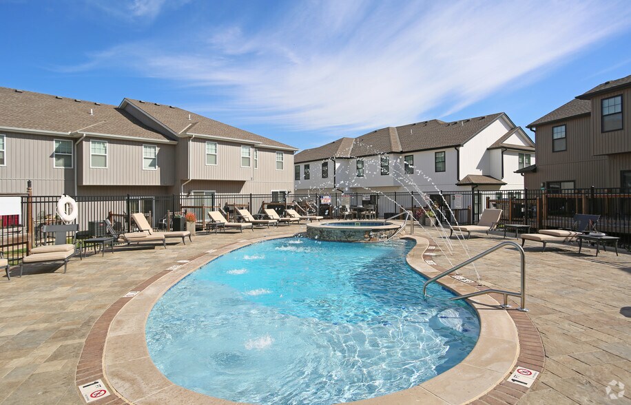 5951 N London Ave, Kansas City, MO à vendre - Photo de l’immeuble – Image 2 sur 9