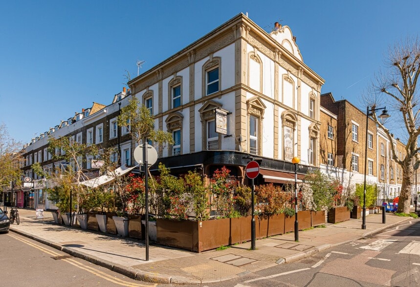 270 Caledonian Rd, Londres à louer - Photo principale – Image 1 sur 11