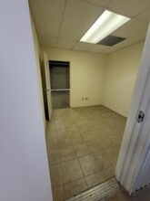 202 N Loop 1604 W, San Antonio, TX à louer Photo intérieure– Image 2 sur 4