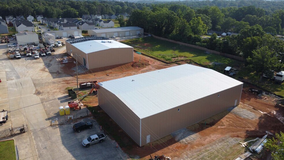 700 E Fairfield Rd, Greenville, SC à louer - Photo de l’immeuble – Image 3 sur 12