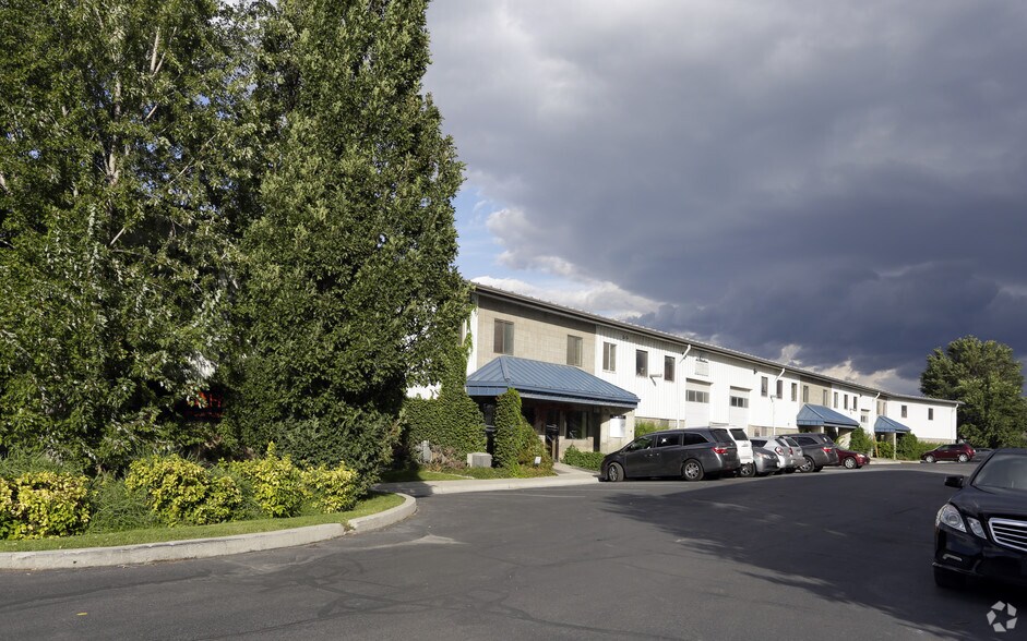 165 N 1330 W, Orem, UT à louer - Photo de l’immeuble – Image 3 sur 5