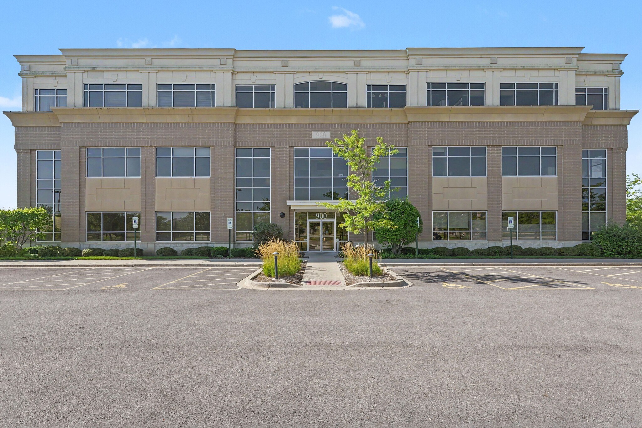 900 Technology Way, Libertyville, IL à vendre Photo de l’immeuble– Image 1 sur 24