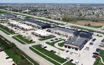 94th St & University Ave, West Des Moines, IA - VUE AÉRIENNE  vue de carte - Image1