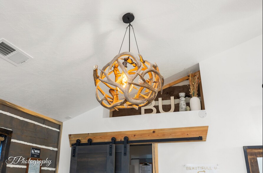 4365 E Mountain View Dr, Kanab, UT à louer - Photo de l’immeuble – Image 3 sur 15