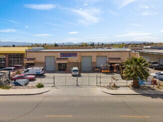 Plus de détails pour 16187 Yucca St, Hesperia, CA - Industriel/Logistique à vendre