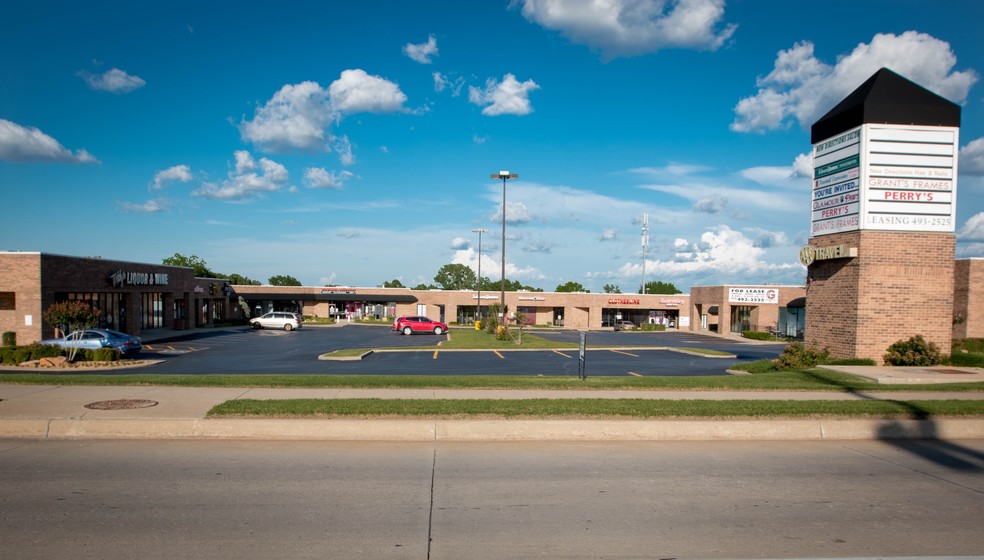 8005-8316 S Sheridan Rd, Tulsa, OK à louer - Photo de l’immeuble – Image 3 sur 4