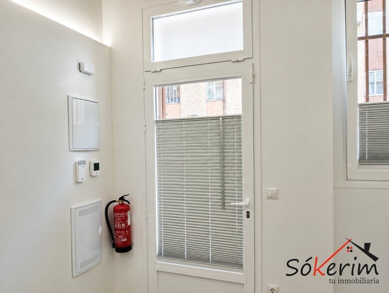 Immeuble residentiel dans Madrid, Madrid à vendre - Photo intérieure – Image 3 sur 4
