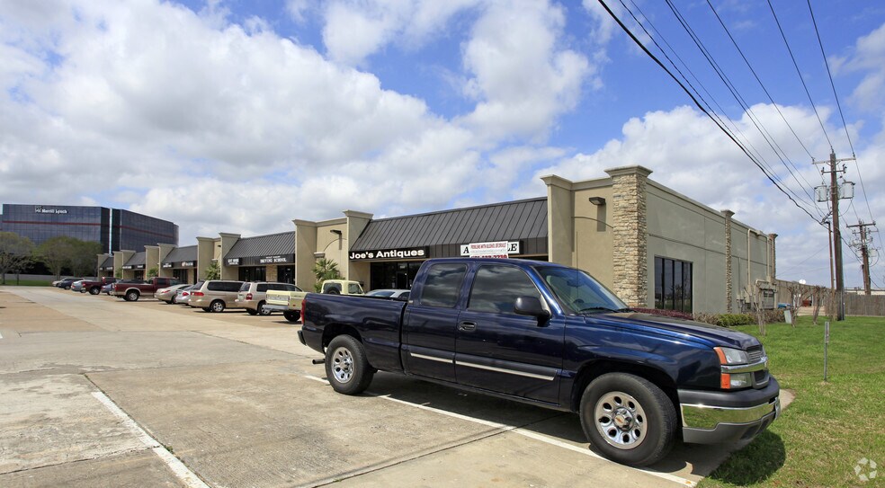 17301-17337 El Camino Real, Houston, TX à louer - Photo de l’immeuble – Image 2 sur 3