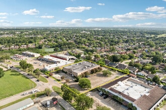 8240 Antoine Dr, Houston, TX - Vue aérienne vue de carte - Image1