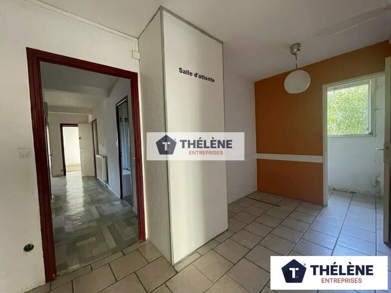 757 Avenue De Villeneuve-Angoulème, Montpellier à vendre - Photo de l’immeuble – Image 3 sur 7