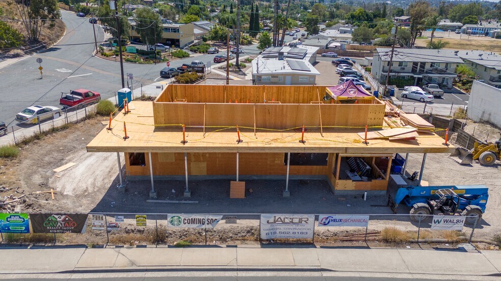 2201 Fletcher Pkwy, El Cajon, CA à vendre - Photo de l’immeuble – Image 3 sur 19