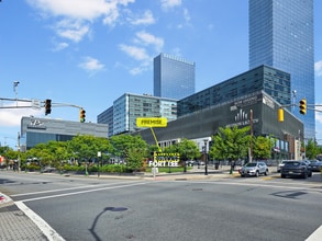 2030 Hudson St, Fort Lee, NJ à louer Autre– Image 2 sur 8