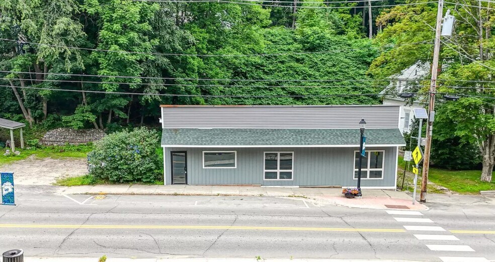 370 Main St, Wilton, ME à vendre - Photo de l’immeuble – Image 1 sur 46