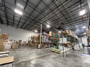 3951-4049 SW 30th Ave, Fort Lauderdale, FL à louer Photo de l’immeuble– Image 2 sur 6