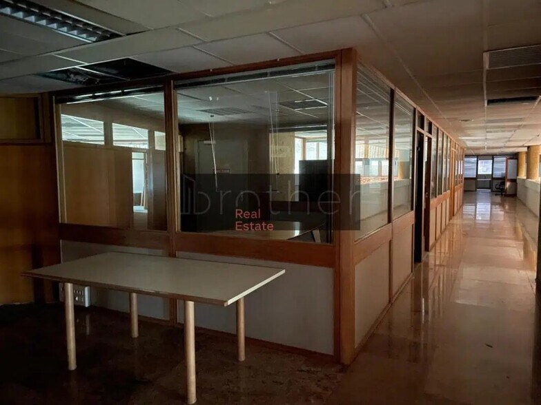 Bureau dans Bordeaux à louer - Photo de l’immeuble – Image 3 sur 5