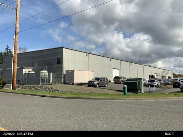 2025 Sweet Rd, Blaine, WA à vendre - Photo de l’immeuble – Image 2 sur 3