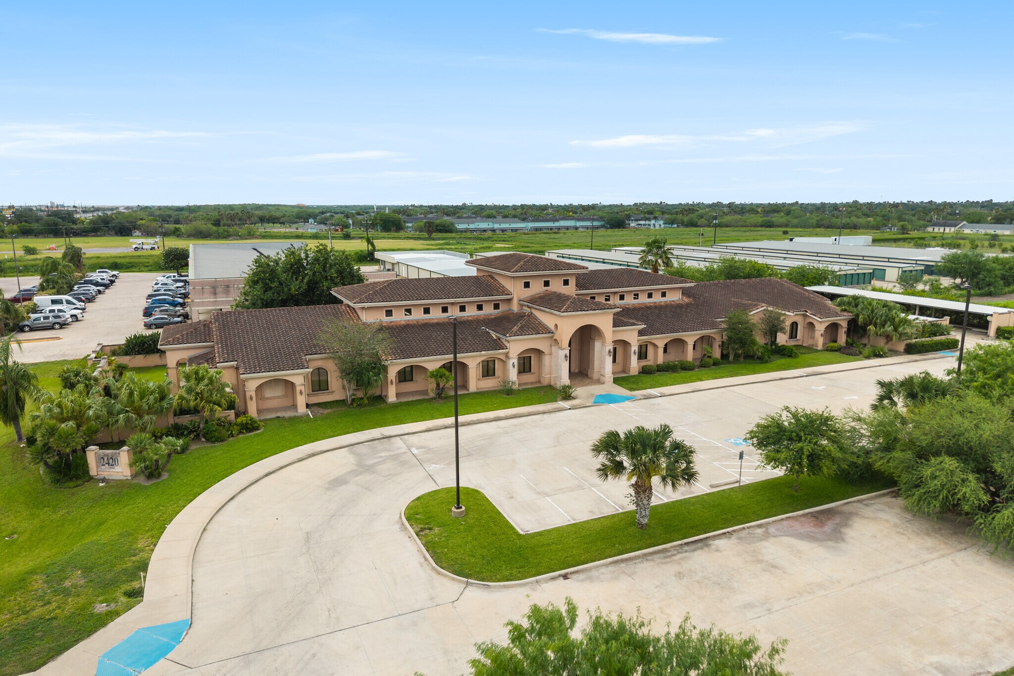 2420 E Tyler Ave, Harlingen, TX à vendre Photo de l’immeuble– Image 1 sur 35