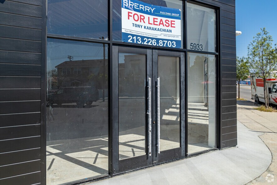5933 Vineland Ave, North Hollywood, CA à louer - Photo de l’immeuble – Image 3 sur 37