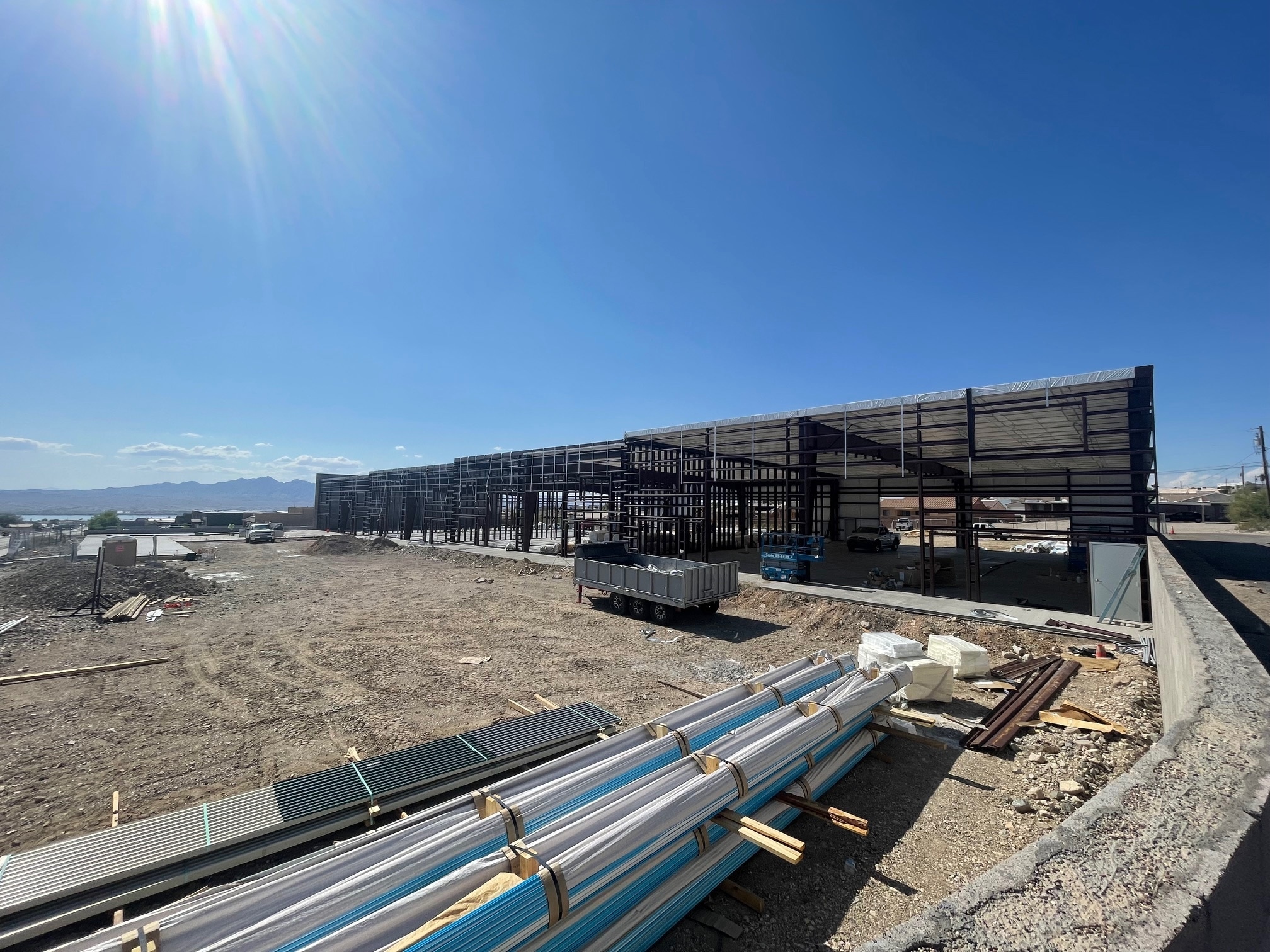 29950 Kiowa Blvd, Lake Havasu City, AZ à louer Photo principale– Image 1 sur 4