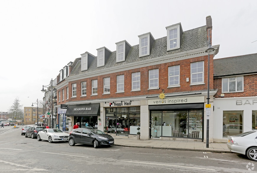 15 The Broadway, Woodford Green à louer - Photo de l’immeuble – Image 3 sur 3