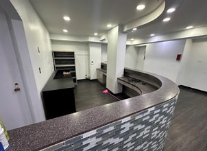 711A-711D Seagirt Ave, Far Rockaway, NY à louer Photo intérieure– Image 2 sur 2