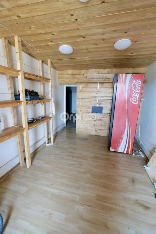 Plus de détails pour Local commercial à vendre