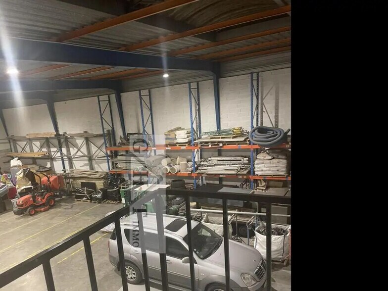 Industriel/Logistique dans Marines à vendre - Photo intérieure – Image 1 sur 6