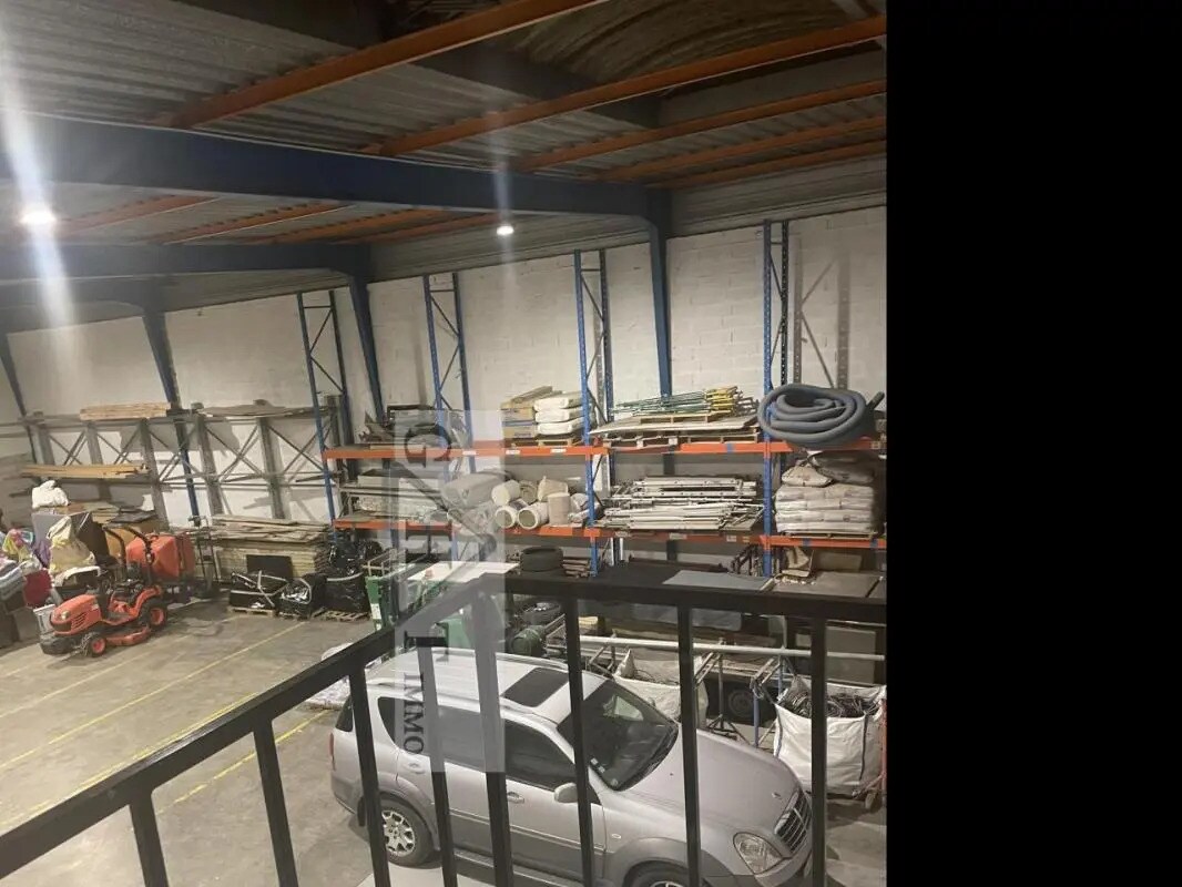 Industriel/Logistique dans Marines à vendre Photo intérieure– Image 1 sur 7