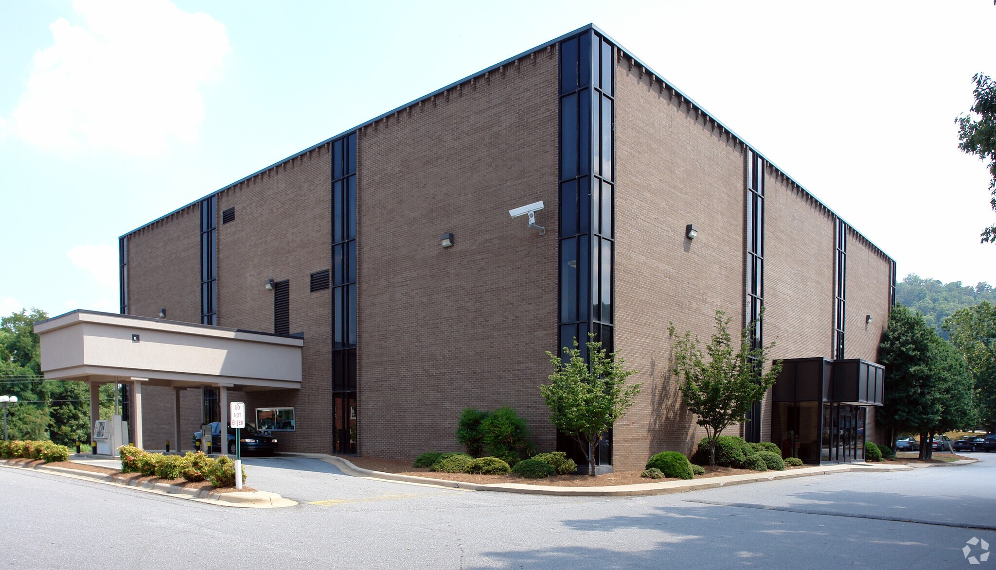 79 Woodfin Pl, Asheville, NC à louer Photo principale– Image 1 sur 4
