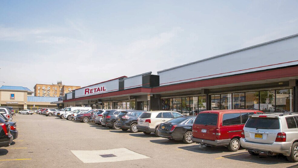 3831 Nostrand Ave, Brooklyn, NY à louer - Photo de l’immeuble – Image 3 sur 5