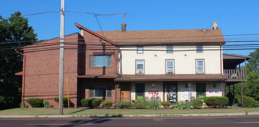 808 Bethlehem Pike, Colmar, PA à louer Photo de l’immeuble– Image 1 sur 8