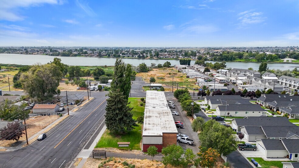 116 E Hill Ave, Moses Lake, WA à vendre - Photo de l’immeuble – Image 3 sur 14