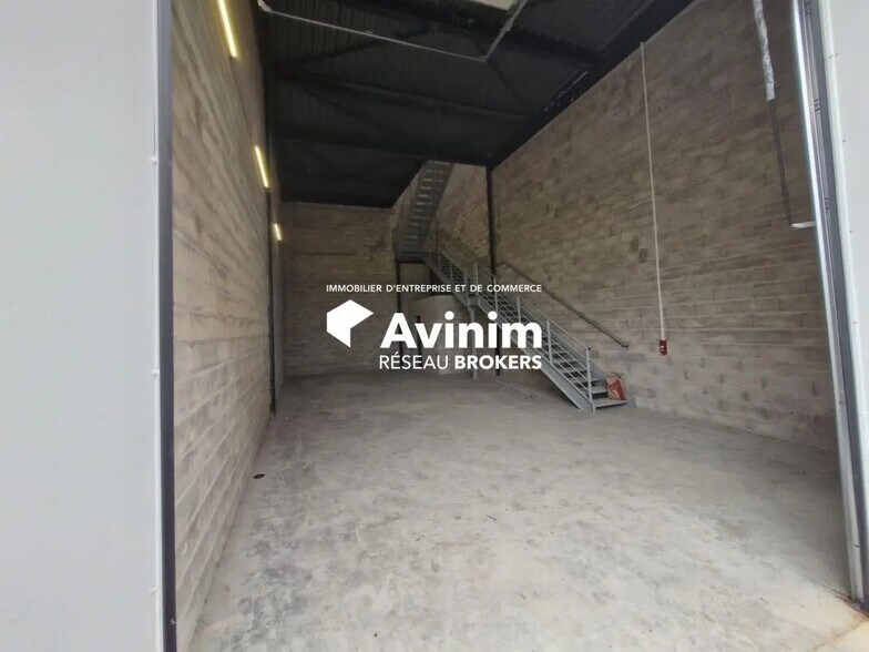 Industriel/Logistique dans Tremblay-en-France à louer - Photo de l’immeuble – Image 2 sur 5