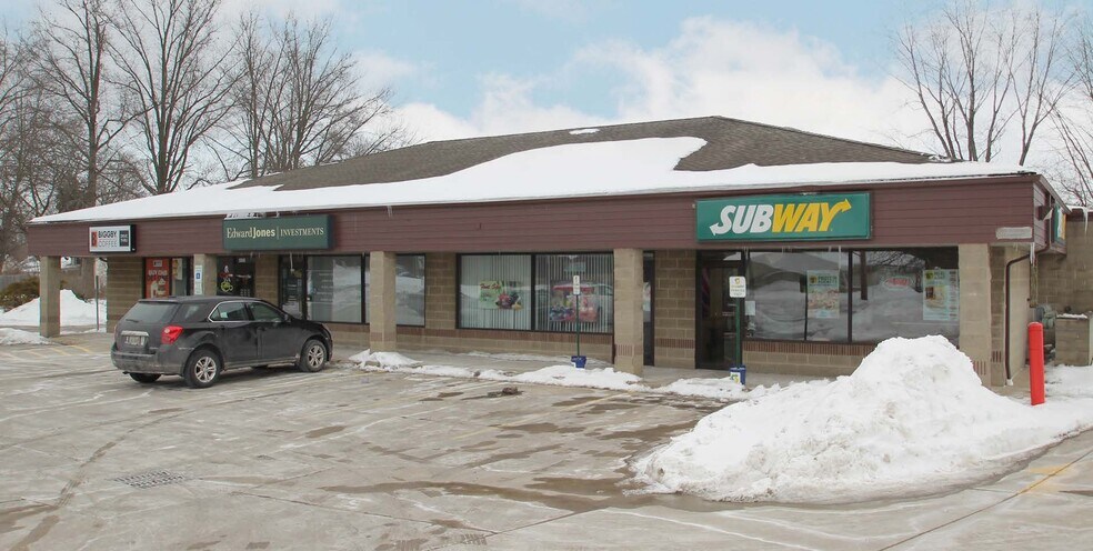 516 N Main St, Grafton, OH à louer - Photo de l’immeuble – Image 3 sur 4