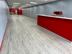 28080 Chardon Rd, Wickliffe, OH à louer Photo intérieure– Image 2 sur 3