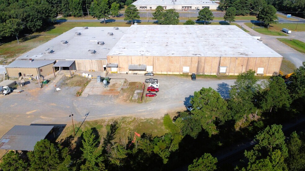 3411 N Hutchinson St, Pine Bluff, AR à louer - Photo de l’immeuble – Image 2 sur 18